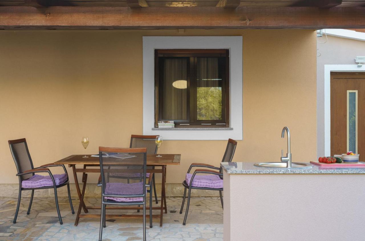 Argonave 6 Apartment Pula Extérieur photo